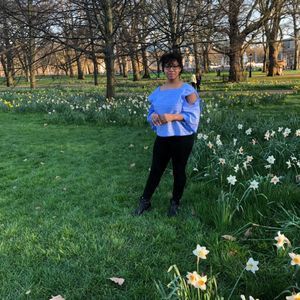 Meet your Posher, Noni